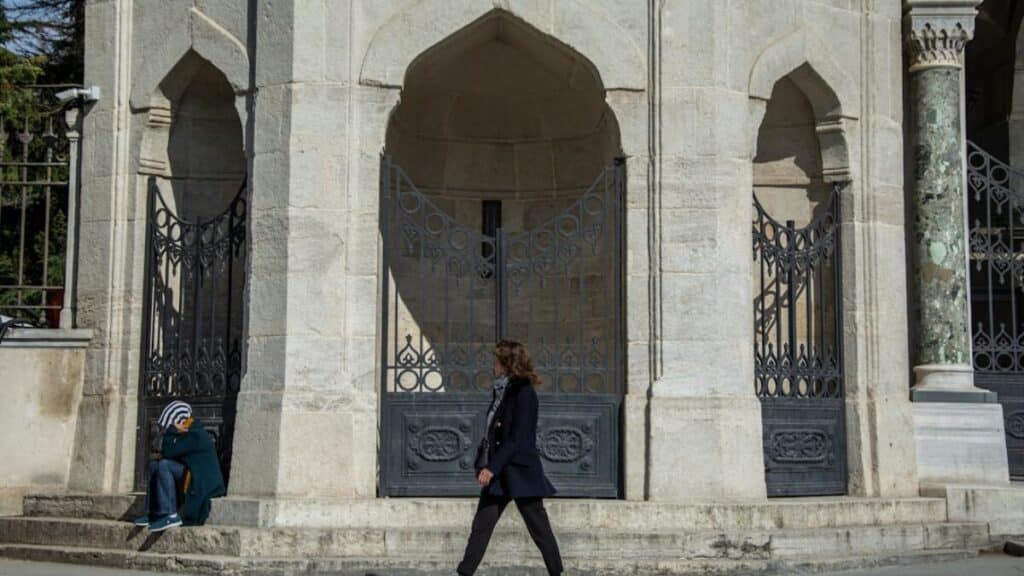 Community Roles Lesson Bridging Divides: Islamic Approaches to Conflict Resolution - Lesson Islam