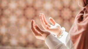 Islamic etiquette for daily life