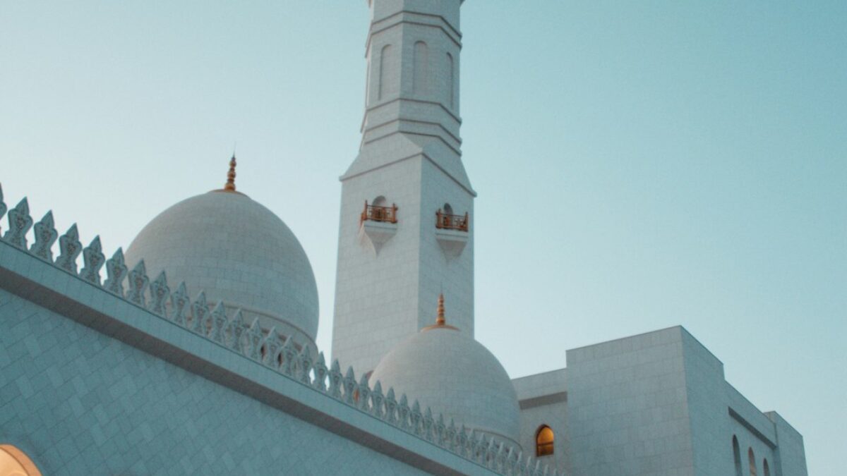 How to learn about Islamic prophets