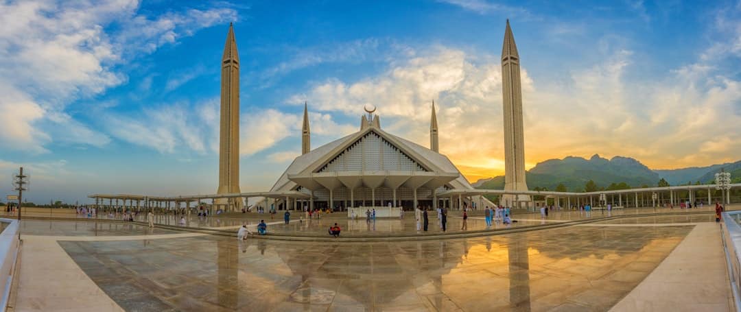 How to learn about Islamic festivals