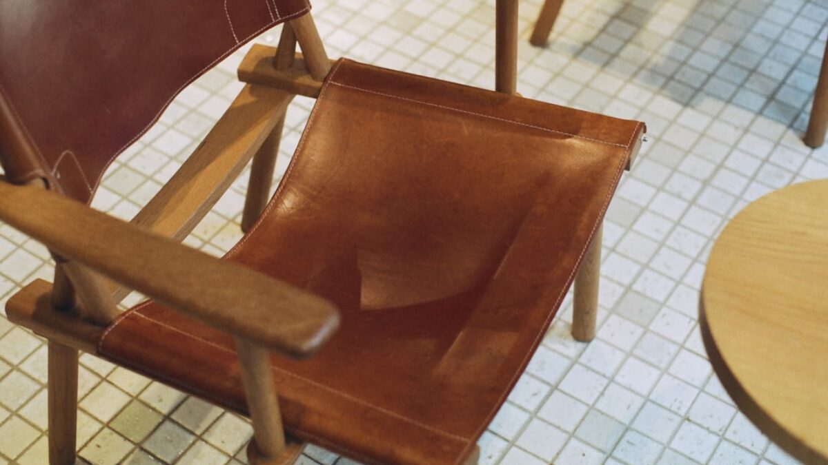 How to pray in a chair